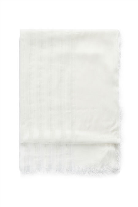 Jednobojna ešarpa u neutralnim tonovima Tiffany Production